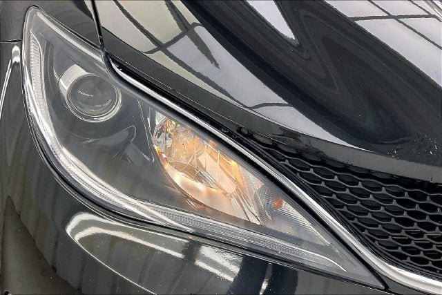 Used 2019 Chrysler Pacifica Touring-L Plus w/ Advanced Safetytec Group FWD image 25