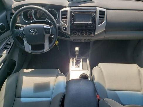 Used 2015 Toyota Tacoma 4x4 Double Cab image 13