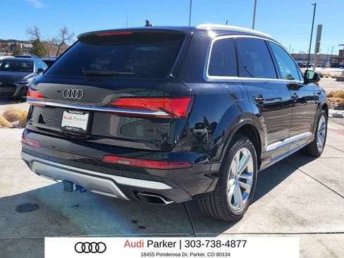 Used 2025 Audi Q7 3.0T Premium w/ Convenience Package AWD/4WD image 3