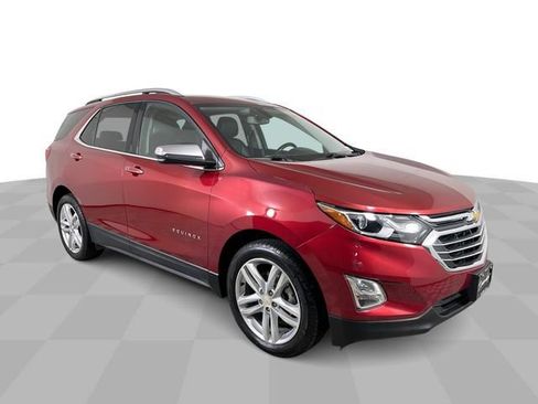 Used 2019 Chevrolet Equinox Premier FWD image 2