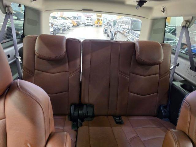 Used 2016 Cadillac Escalade ESV Premium AWD/4WD image 40