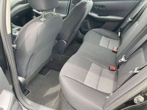 Used 2025 Nissan Sentra SV FWD image 15