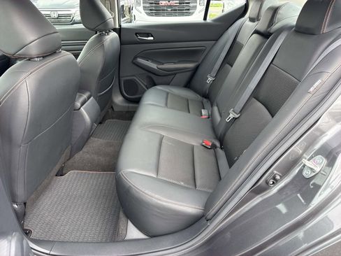 Used 2022 Nissan Altima 2.5 SR w/ Midnight Edition Package image 29