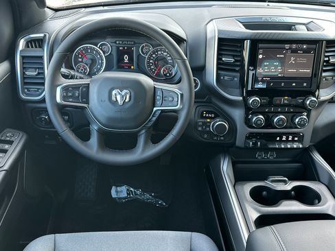 New 2026 RAM 1500 4x4 Crew Cab image 13