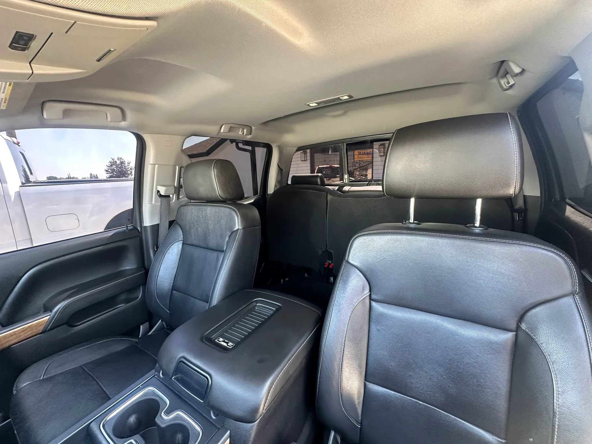 Used 2018 Chevrolet Silverado 1500 LTZ w/ LTZ Plus Package RWD image 41