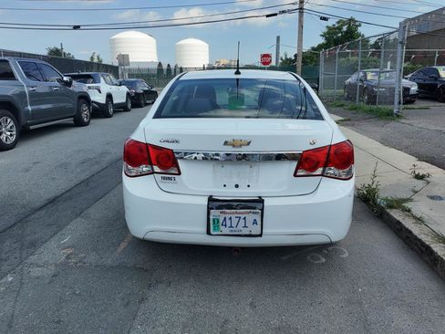 Used 2014 Chevrolet Cruze LT FWD image 5