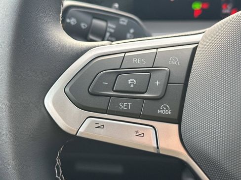 New 2026 Volkswagen Tiguan SE image 23