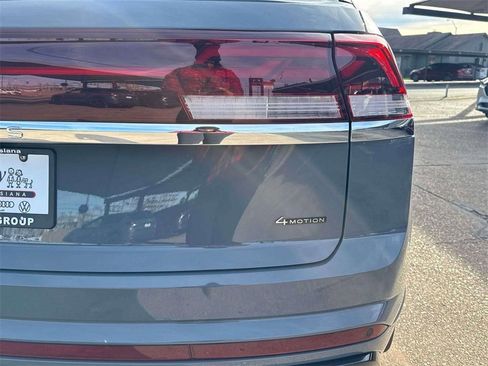 New 2026 Volkswagen Atlas Cross Sport SEL Premium R-Line image 8