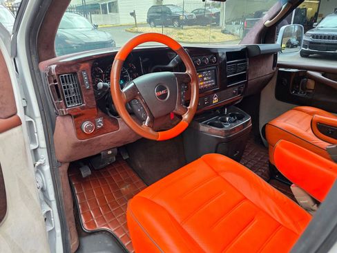 Used 2013 GMC Savana 2500 Extended w/ Power Package image 14