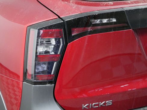New 2026 Nissan Kicks SR w/ SR Premium Package AWD/4WD image 14