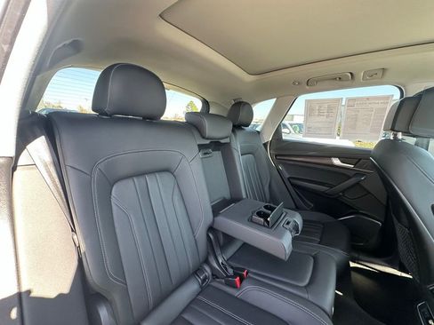Used 2021 Audi Q5 2.0T Premium w/ Convenience Package image 26
