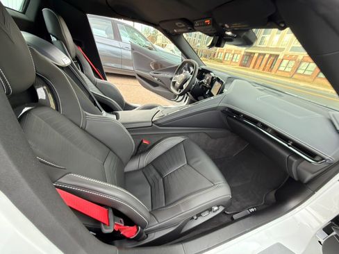 Used 2024 Chevrolet Corvette Stingray Preferred Conv w/ Z51 Performance Package image 12