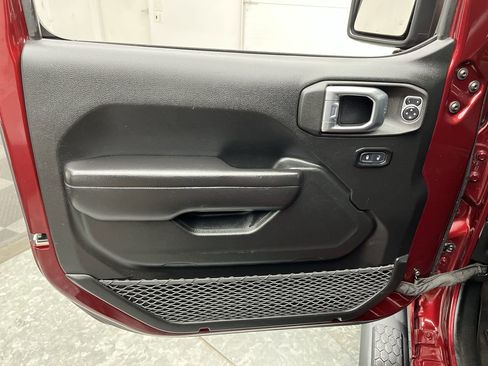 Used 2021 Jeep Wrangler Unlimited Sport AWD/4WD image 8