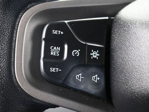 Used 2022 Ford Bronco Black Diamond image 17