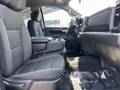 Certified 2024 Chevrolet Silverado 1500 LT AWD/4WD image 28