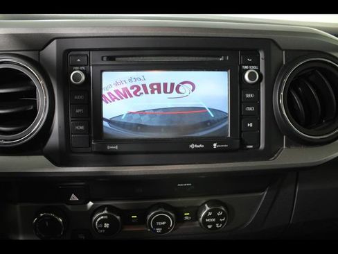 Used 2019 Toyota Tacoma SR5 AWD/4WD image 24