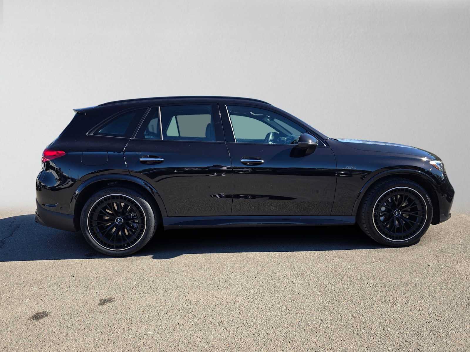 Used 2026 Mercedes-Benz GLC 43 AMG 4MATIC image 2