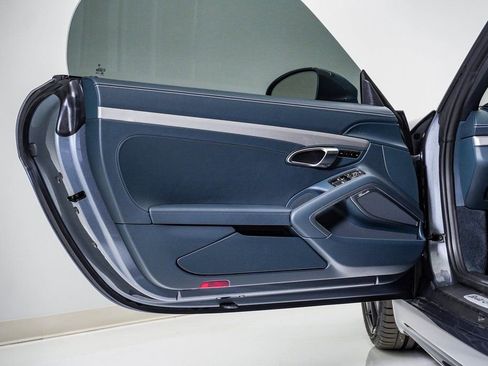 Certified 2025 Porsche 718 Boxster GTS image 29