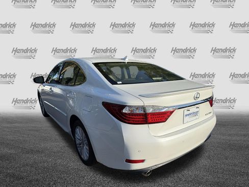 Used 2014 Lexus ES 350 w/ Luxury Package FWD image 7