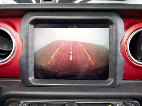 Used 2019 Jeep Wrangler Rubicon image 15