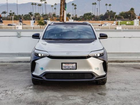 Used 2024 Toyota bZ4X XLE image 3