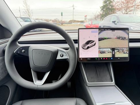 Used 2026 Tesla Model Y Long Range image 18