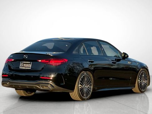 Used 2024 Mercedes-Benz C 300 Sedan image 3