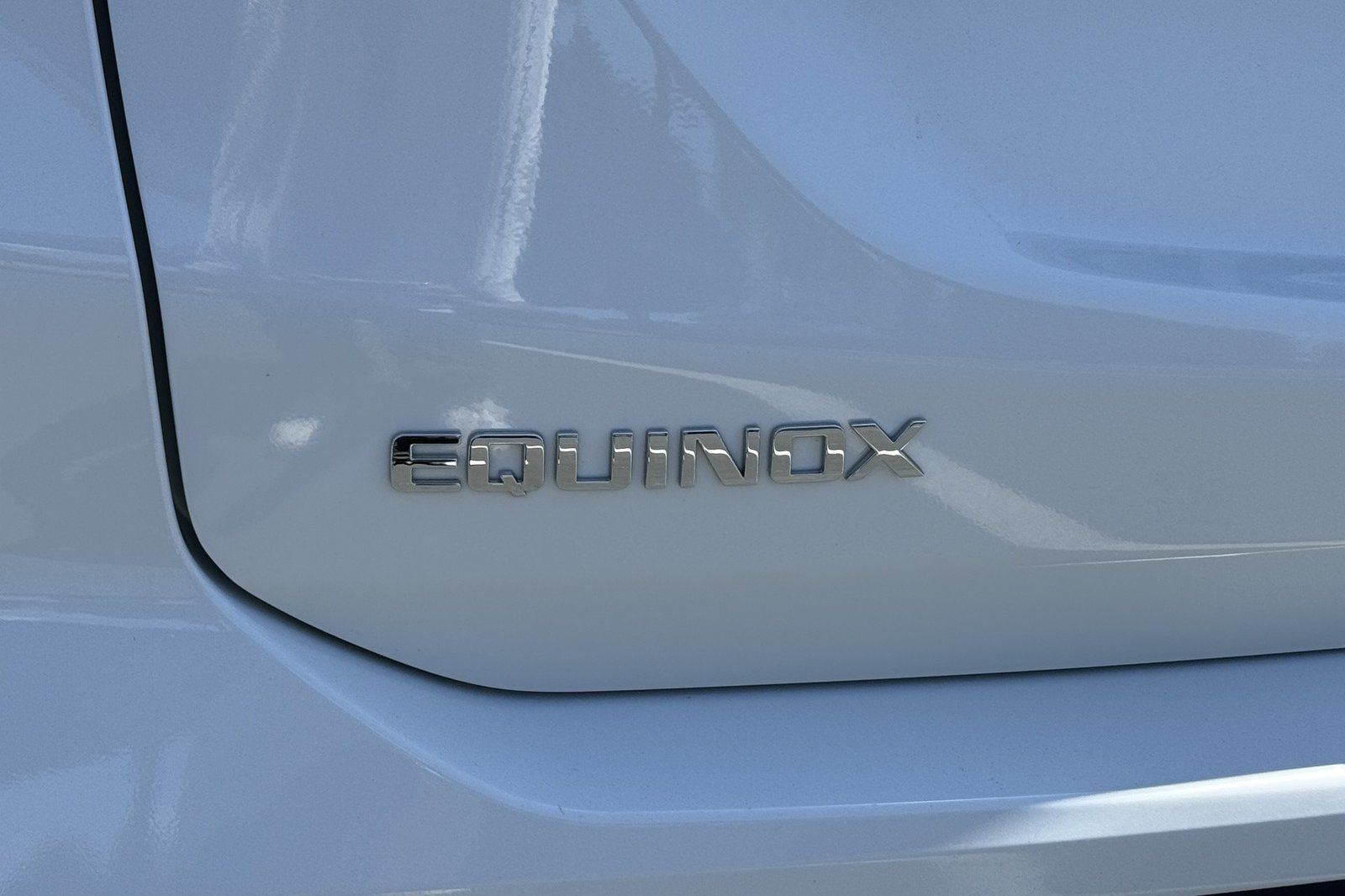 Used 2024 Chevrolet Equinox LS FWD image 12
