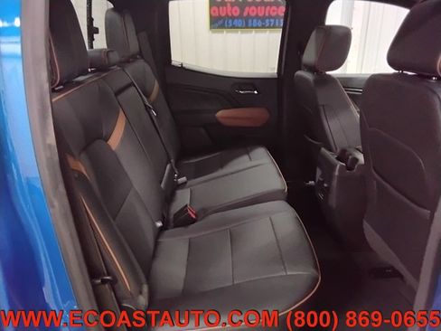 Used 2024 GMC Canyon AT4 w/ AT4 Premium Package image 15