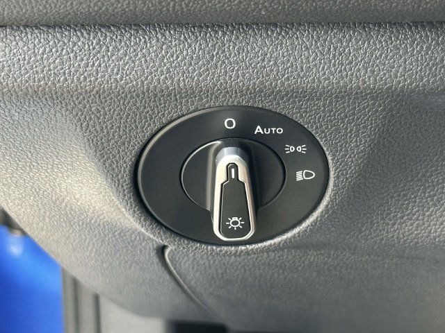 Used 2024 Volkswagen Jetta SE w/ Panoramic Sunroof Package FWD image 16