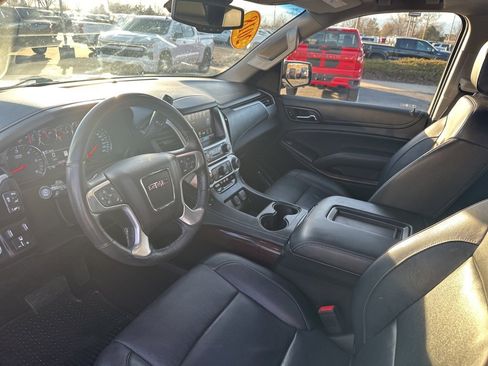Used 2018 GMC Yukon XL SLT image 14
