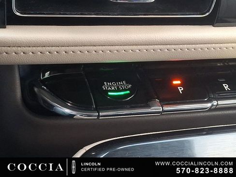 Certified 2022 Lincoln Nautilus Reserve AWD/4WD image 24