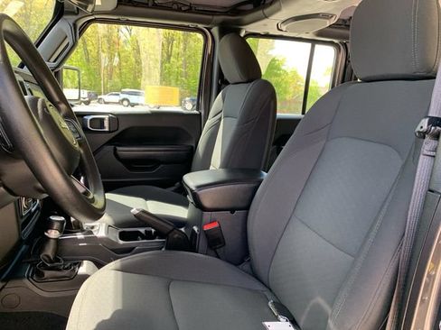 Used 2022 Jeep Wrangler Unlimited Sport AWD/4WD image 36