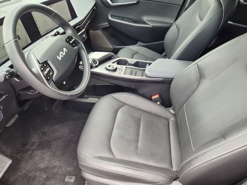 Certified 2023 Kia EV6 Wind RWD image 11