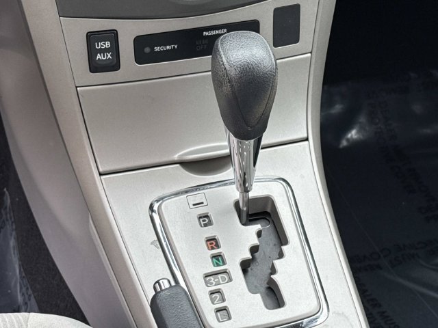 Used 2013 Toyota Corolla LE FWD image 21
