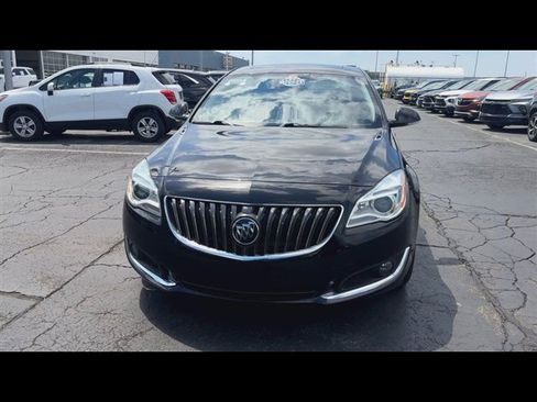 Used 2014 Buick Regal Premium w/ Driver Confidence Package #2 AWD/4WD image 3