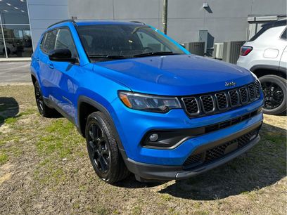 New 2025 Jeep Compass Latitude w/ Convenience Group