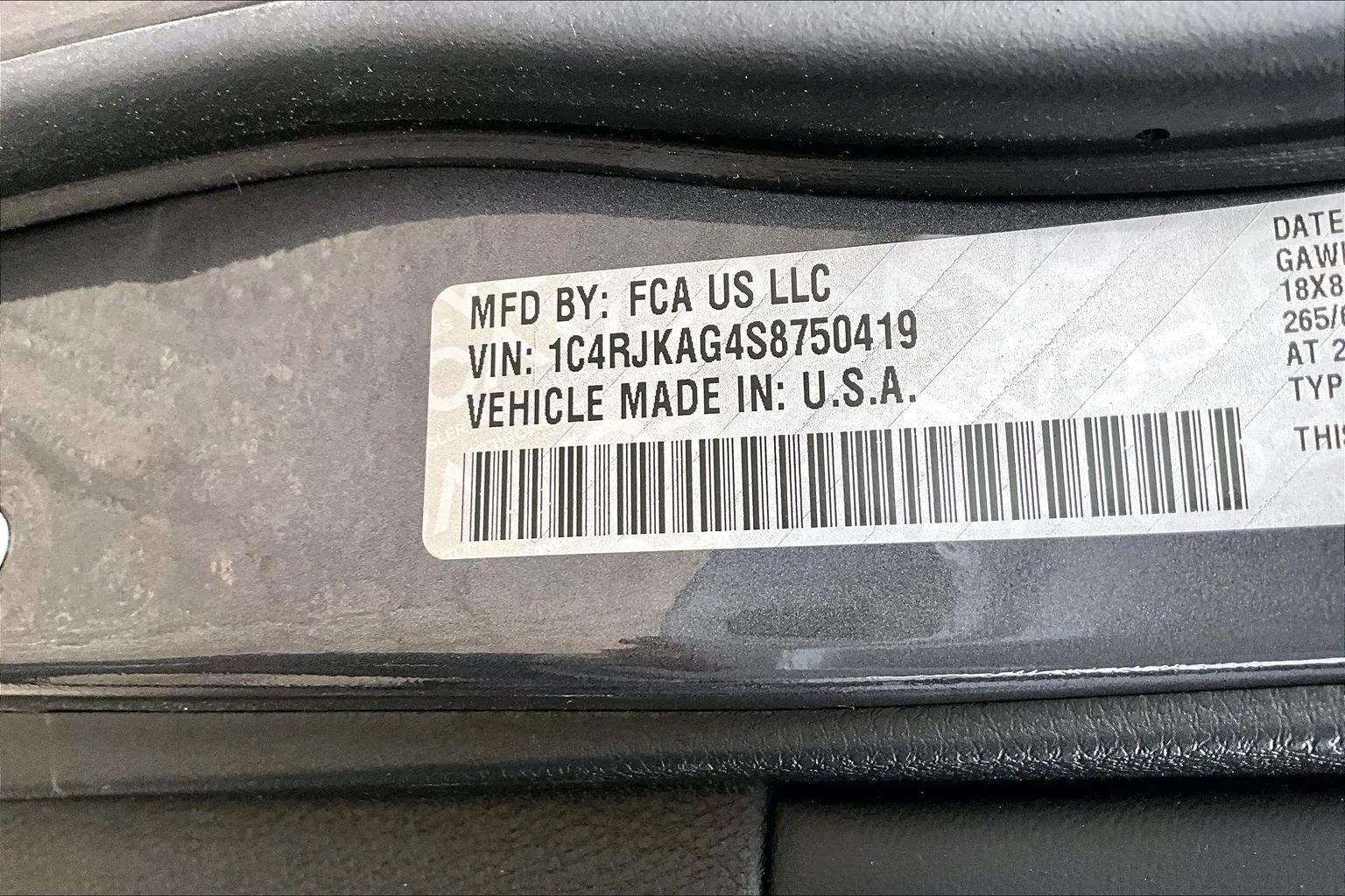 Used 2025 Jeep Grand Cherokee L Altitude AWD/4WD image 19