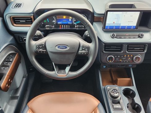 Used 2024 Ford Maverick Lariat FWD image 21