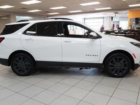 Used 2024 Chevrolet Equinox RS AWD/4WD image 15