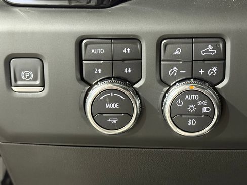 Used 2024 GMC Sierra 1500 Denali w/ Denali Reserve Package image 27