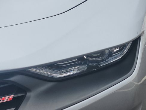 Used 2021 Chevrolet Camaro LT w/ RS Package image 9