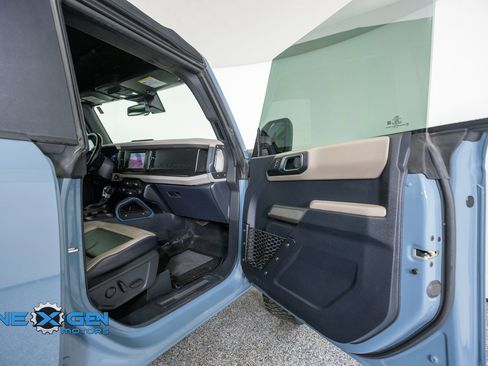 Used 2022 Ford Bronco Wildtrak AWD/4WD image 41