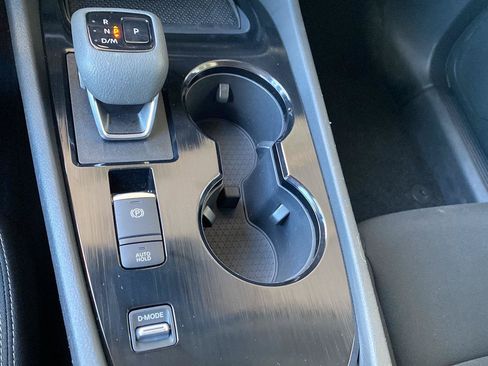 Certified 2025 Nissan Rogue S FWD image 23