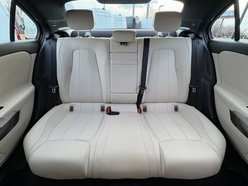 Used 2022 Mercedes-Benz A 220 4MATIC image 16