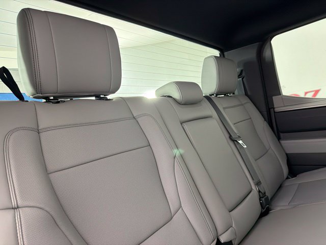 Used 2026 Toyota Tundra Limited AWD/4WD image 36