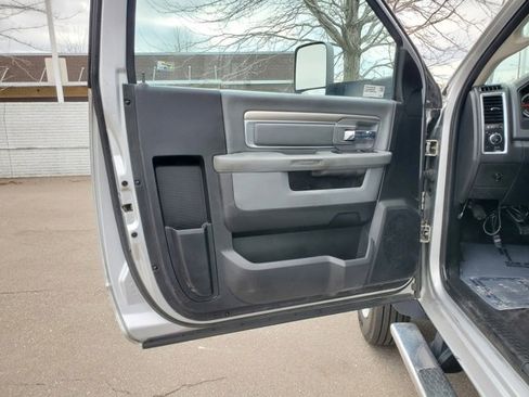 Used 2018 RAM 5500 SLT w/ Quick Order Package 29G SLT image 8