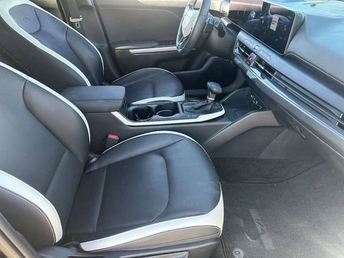Used 2025 Kia K4 GT-Line Turbo FWD image 13
