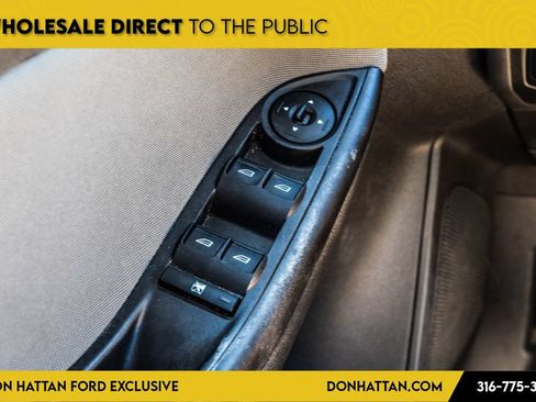 Used 2013 Ford Focus SE FWD image 10