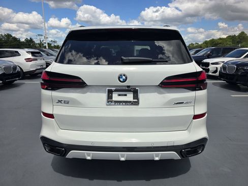 New 2026 BMW X5 xDrive40i w/ M Sport Package AWD/4WD image 4
